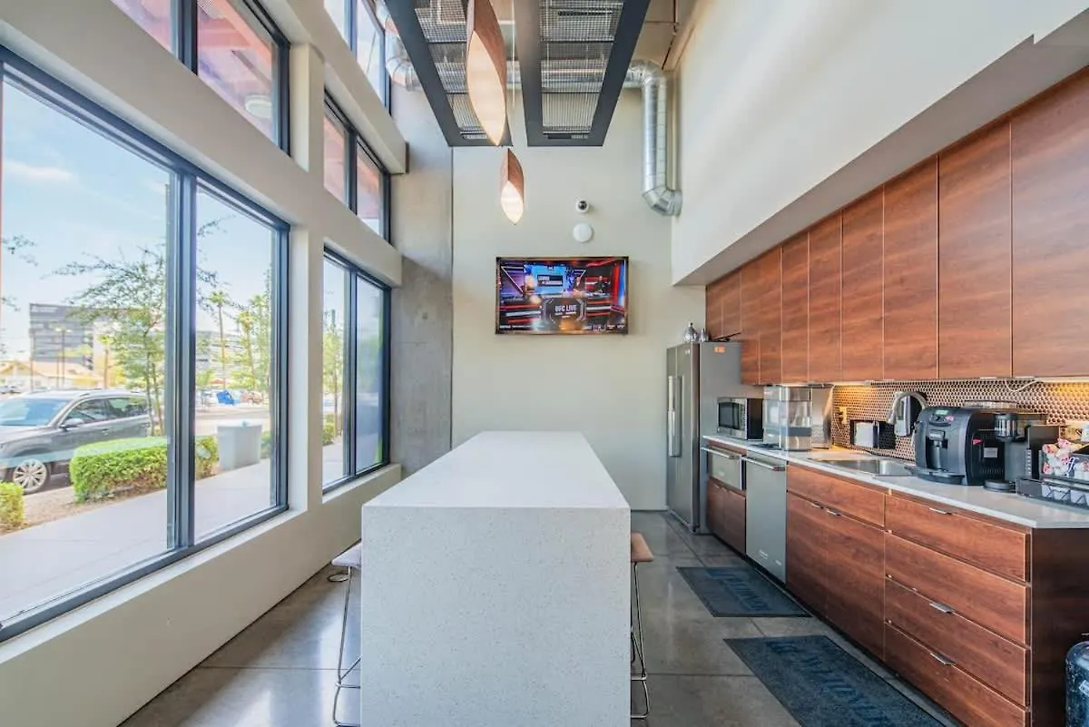 Stunning 2Bd Dt, Parking, Gym, W-D, Roosevelt Row Apartment Phoenix