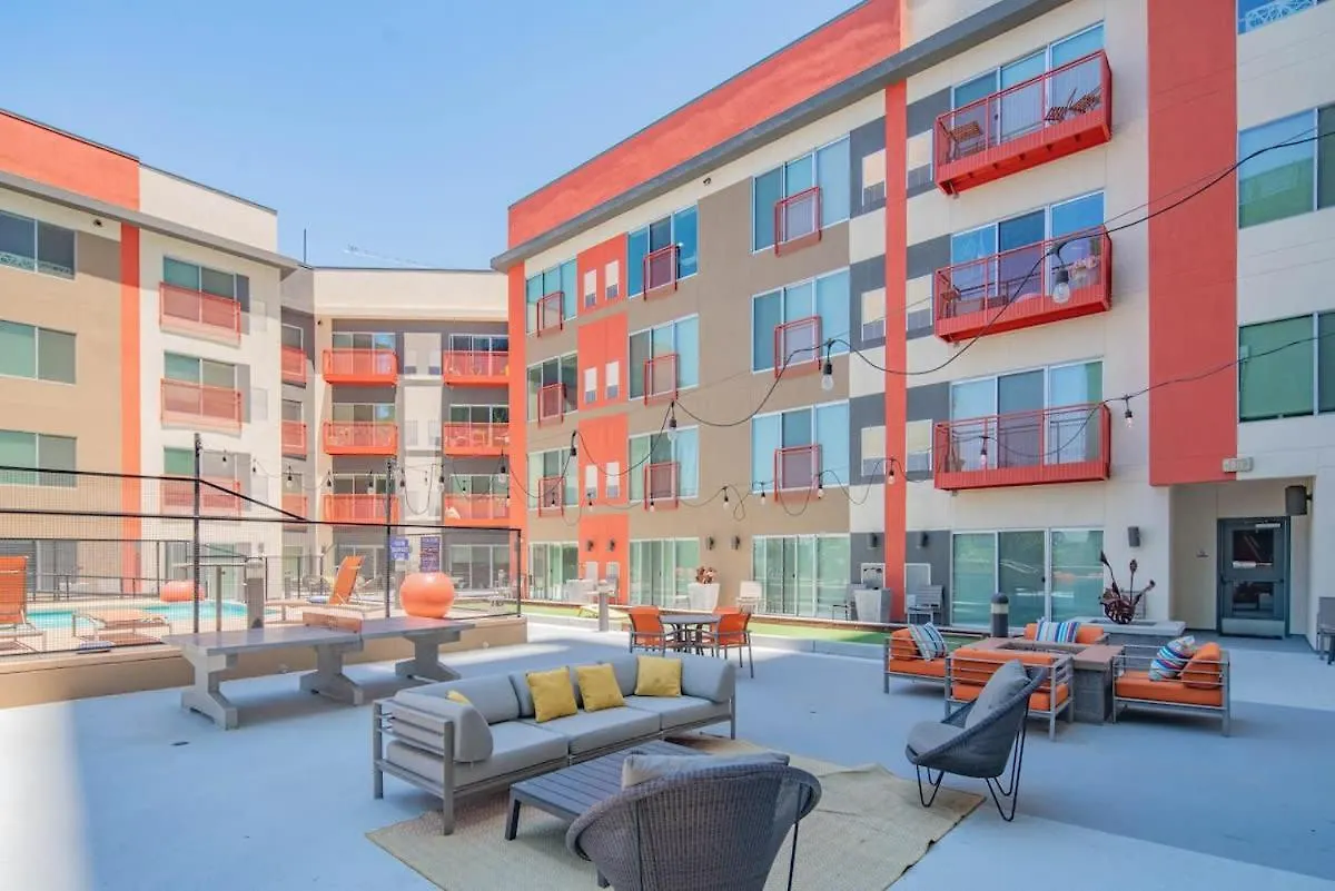 Stunning 2Bd Dt, Parking, Gym, W-D, Roosevelt Row Apartment Phoenix 0*,  United States